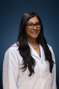 Sakina Divan